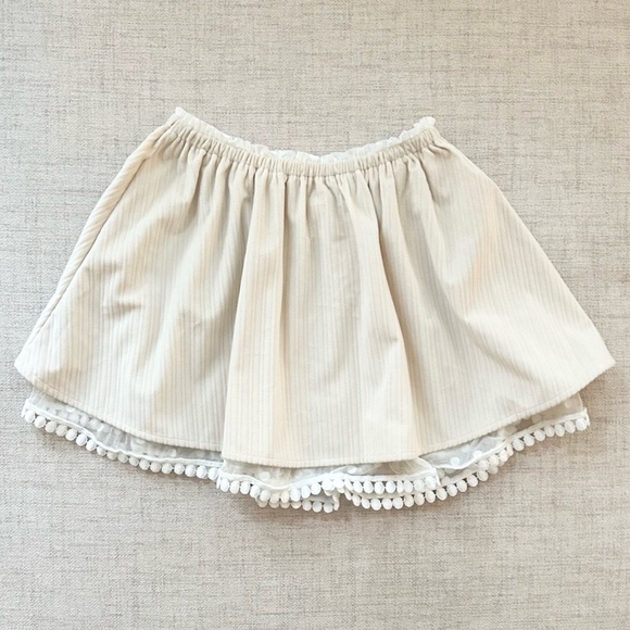 Vignette Skirt Size 8y - Picture 2 of 3